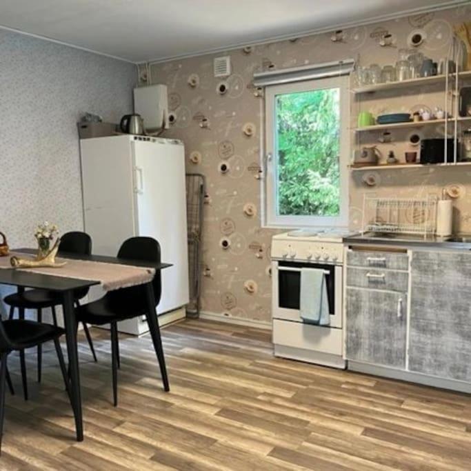 Familienfreundliche Farm Stuga Hamra  Esterno foto